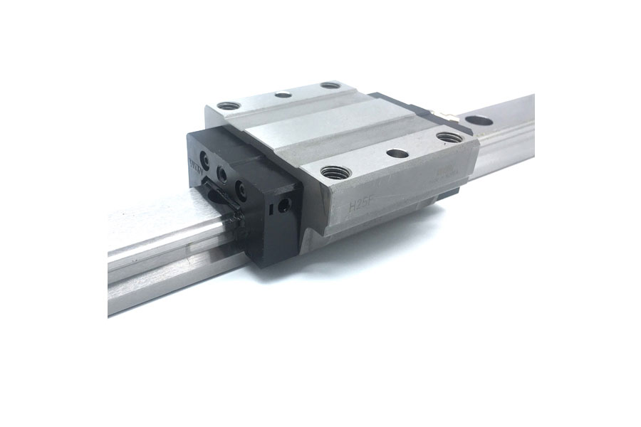 怎么選擇生產(chǎn)直線導(dǎo)軌的材料？